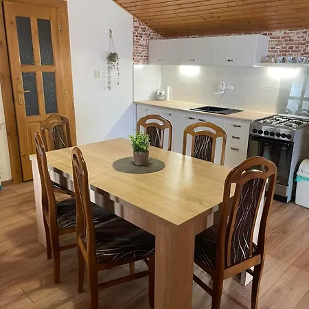 V Podkrovi アパート Ždiar